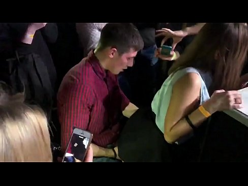❤️ Sesso reale in un nightclub russo. Ragazza russa di 18 anni nell'ano e nella vagina scopata in un nightclub ❌ Slutsal it.justindianpornx.ru ❌️❤